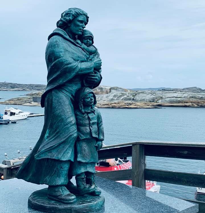 Mutter und Kind Statue in Verdens Ende
