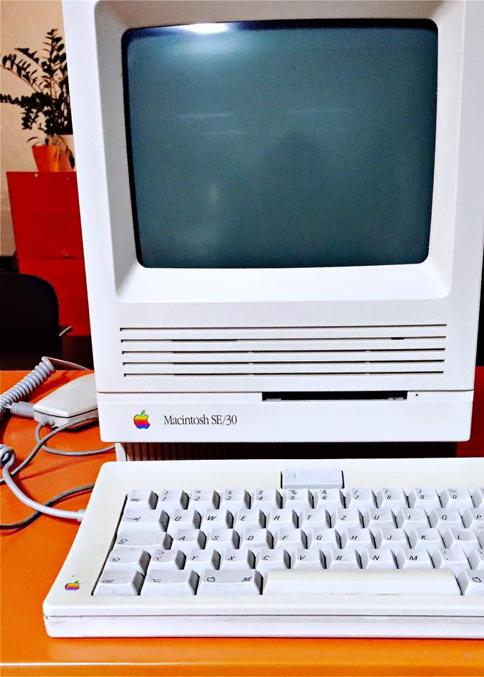 Alter Mac Desk Top